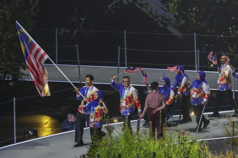 PM wishes Malaysian contingent success at Glasgow 2026