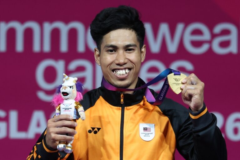 Glasgow 2026: Malaysia’s Muhamad Aznil completes golden hat‑trick at Glasgow 2026, sets three Games records