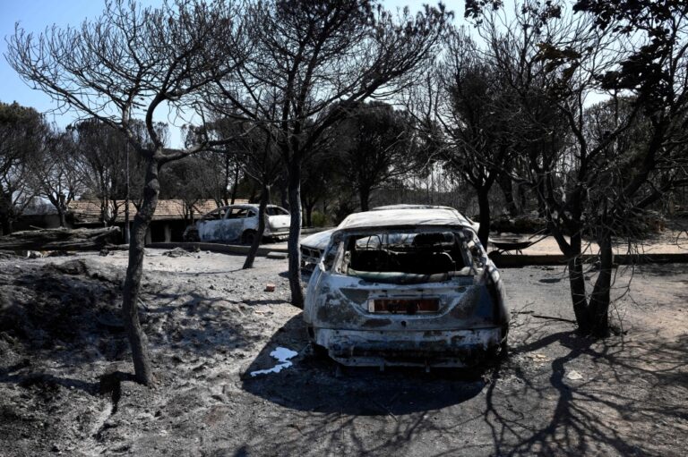 ‘Almost no flames’: Madrid blazes stop spreading, but heatwave raises fears of fresh outbreaks