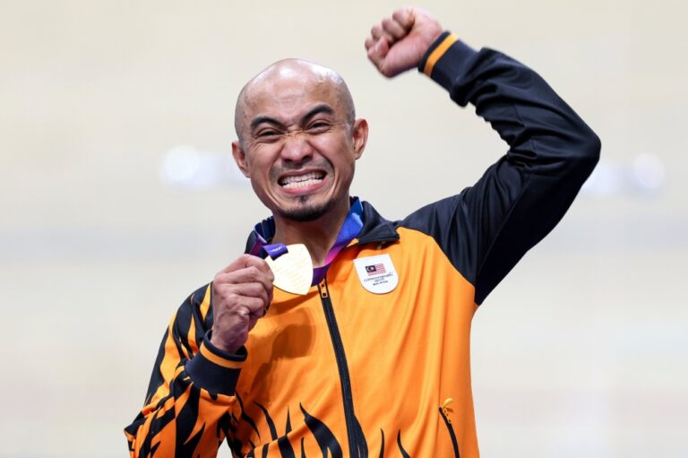 Track cycling star Azizulhasni claims maiden Commonwealth Games gold, Malaysia’s seventh in Glasgow