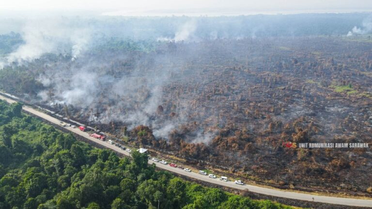 MetMalaysia: Sarawak’s hot, dry spell could keep haze hanging around till Aug 20 while thunderstorms lash peninsula