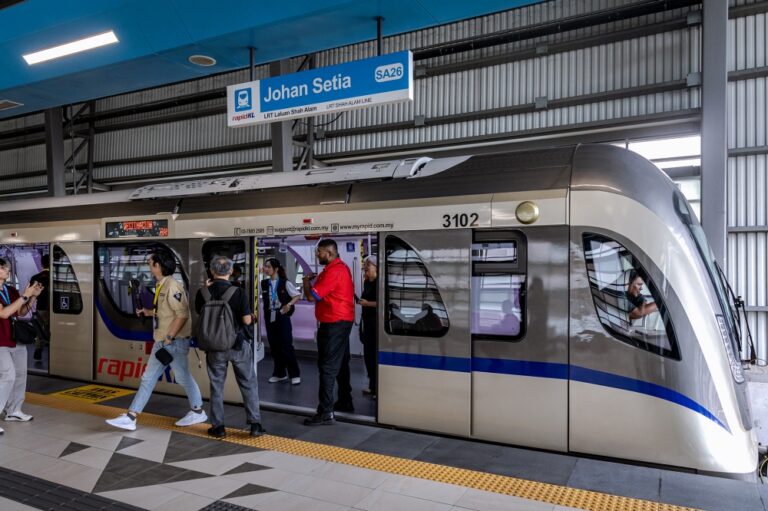 Free rides are over: LRT3 Shah Alam Line passengers start paying tomorrow