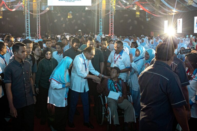 Anwar says any decision on Umno must prioritise people’s welfare, ‘not anger’
