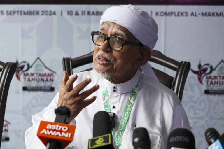 PAS tells BN to choose between Perikatan or Pakatan in Melaka