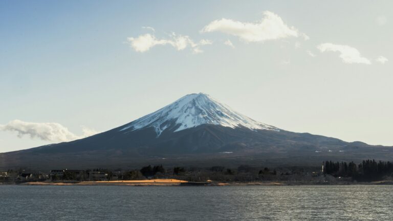 Dad tells tired seven-year-old son to ‘wait here’ on Mt Fuji — then keeps climbing for eight hours