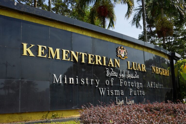 After southern Thailand blasts, Wisma Putra tells Malaysians to think twice before crossing border