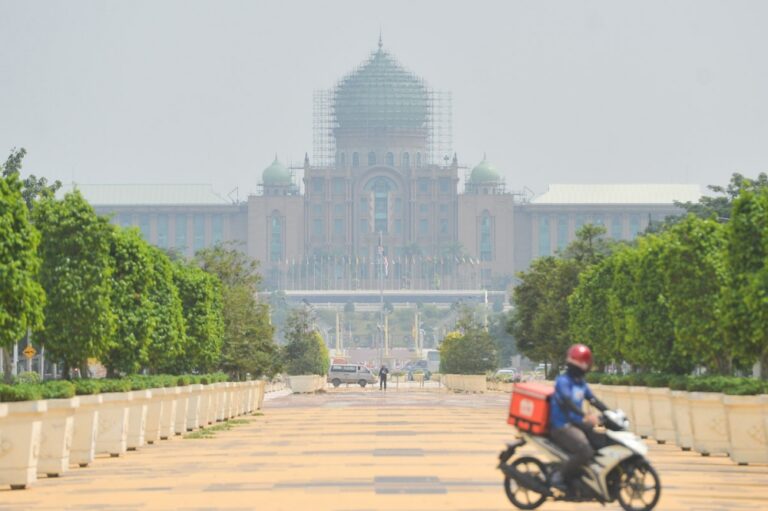 Putrajaya, six states across Malaysia at risk of worsening haze through Aug 31, MetMalaysia says