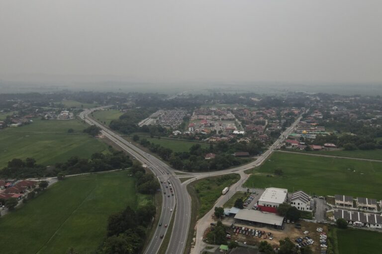 Haze continues choking Malaysia as 19 areas see ‘Unhealthy’ air quality