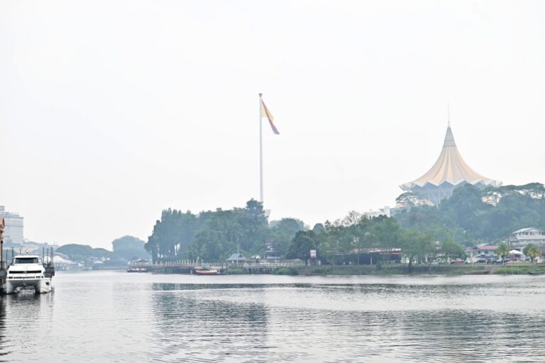 Thunderstorms may offer temporary haze relief as Sarawak braces for prolonged dry spell, says MetMalaysia state director