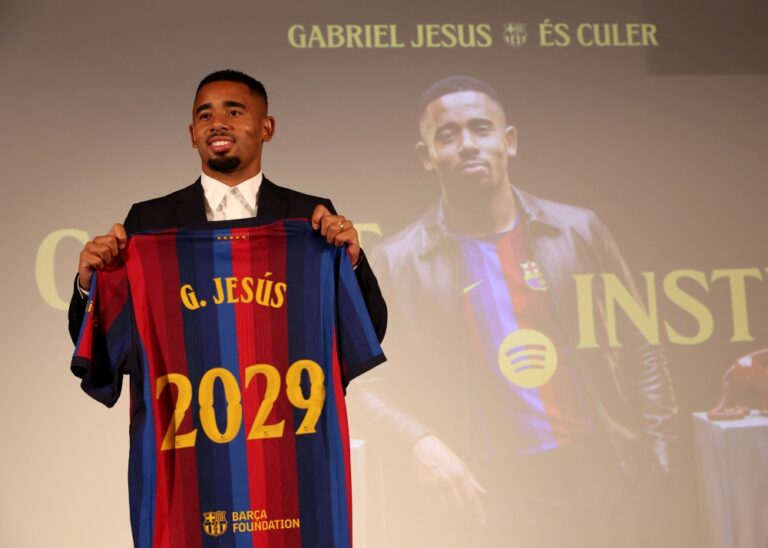 Barcelona sign Gabriel Jesus for €10m after Alvarez move falls through