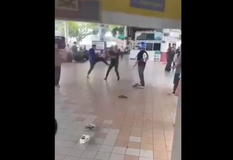 Two Kota Kinabalu bus workers come to blows over passengers