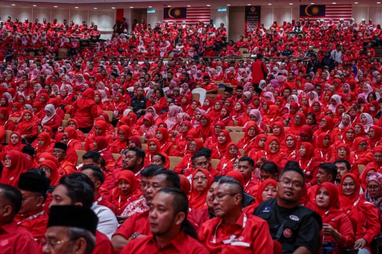 As Umno general assembly begins today, Malay unity, PAS-PN ties and the battle for Melaka set to dominate discussions