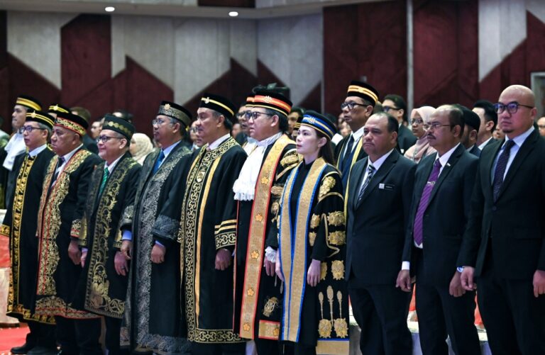 Johari: Parliamentary Service Act gives Parliament greater scope to strengthen oversight of government