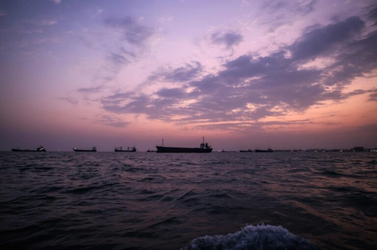 Iran says will target tankers off Kuwait and Bahrain, urges crews to flee