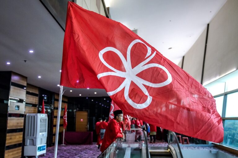 Bersatu Padang Besar hit by mass exodus as 20 leaders quit party