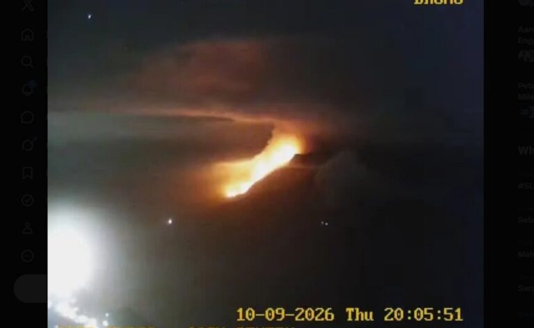 Indonesia’s Mount Bromo tourist access points closed indefinitely after fire