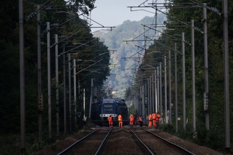France train derailment: Police probe possible sabotage after rail fragment found
