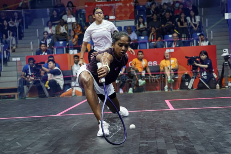 Sivasangari leads Malaysia into Asian Games squash quarterfinals with title defence on track
