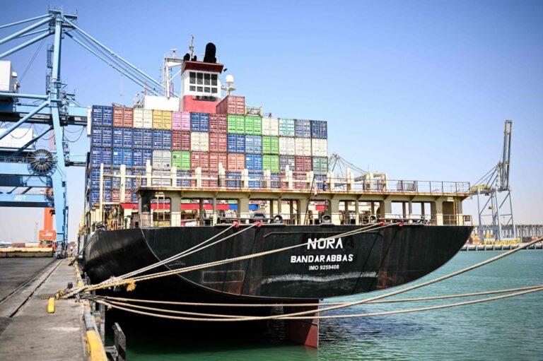 Iran proposes to reopen Strait of Hormuz in seven days