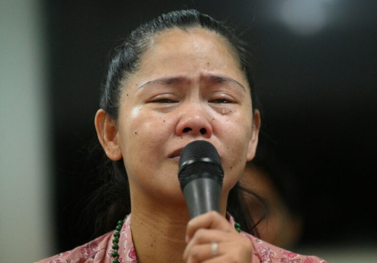 Filipina mother of two Mary Jane Veloso walks free after 15 years on Indonesia death row