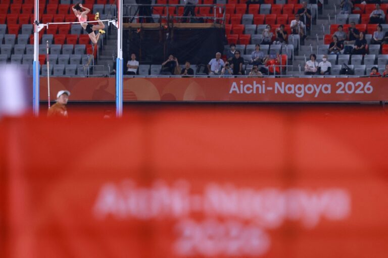 Asian Games struggle to fill seats as organisers face ticket, transport woes