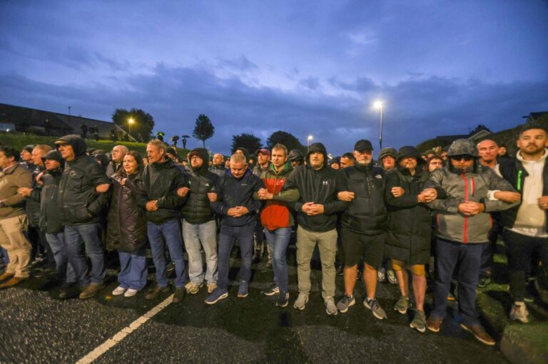 UK PM urges ‘calm on all sides’ as thousands try to block flashpoint Northern Ireland parade