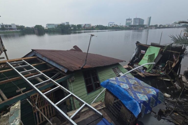 She wanted to stay home, but a Kuching father’s insistence saved her when their house fell into the river