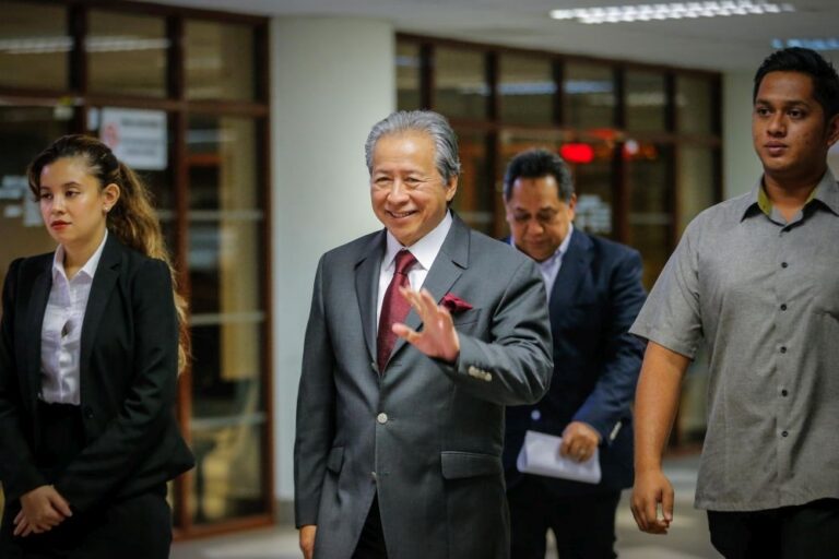 Anifah urges Sabahans to reject religious intolerance over Israel Houghton concert