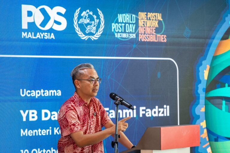 Fahmi urges Malaysians to prioritise mental health in World Mental Health Day post