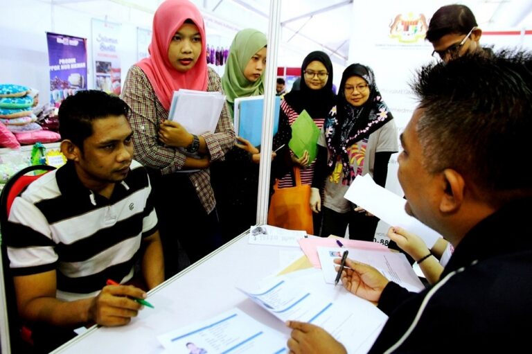 Selangor career carnival offers 3,568 jobs for vulnerable groups