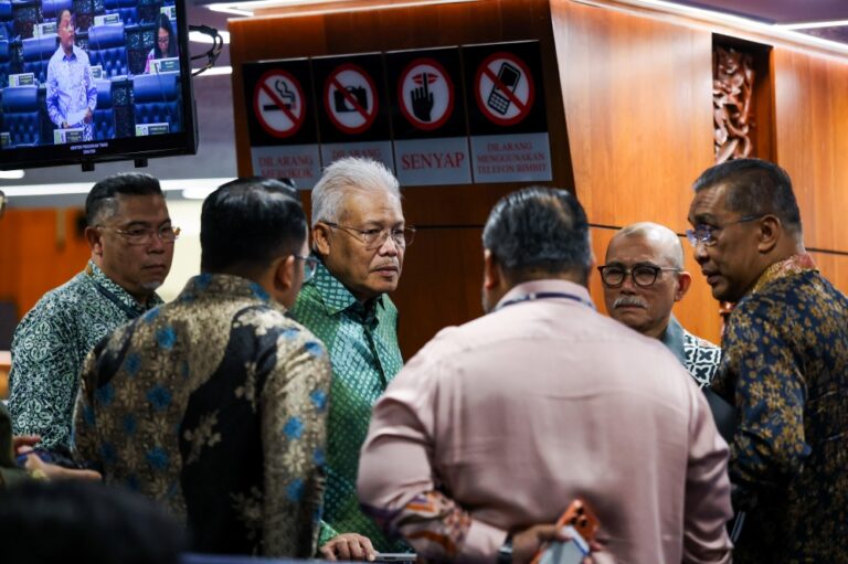 Opposition leader criticises GLC involvement in non-core projects in Budget 2027